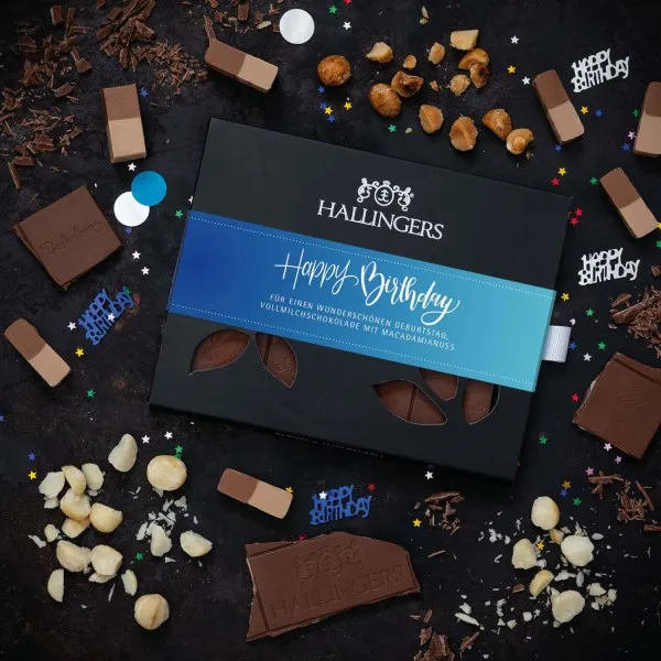 Happy Birthday Blue (Tafel-Karton) - Vollmilch Edel-Schokolade mit Macadamia-Nougat, handmade (90g)