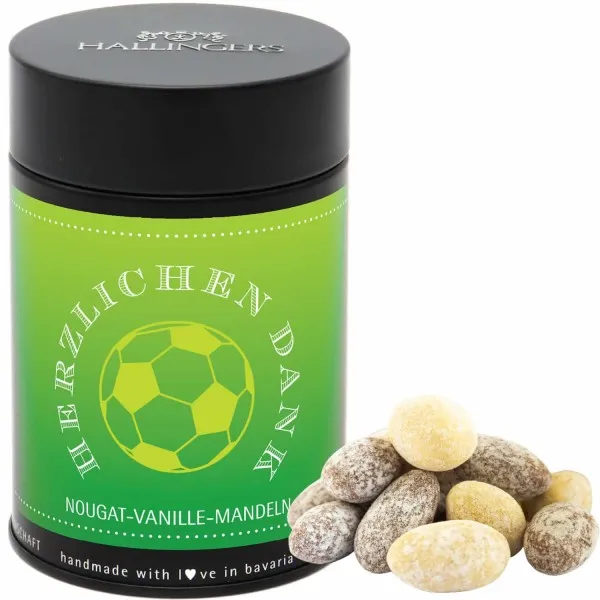Herzlichen Dank Fußball (Nougat-Vanille-Mandeln)