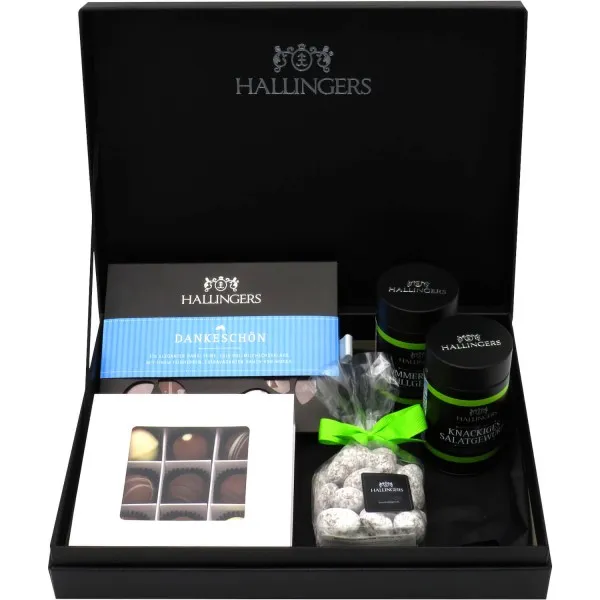 Muttertag & Vatertag Box White (Bundle) - Geschenk Set - Schokolade, Pralinen, Gewürze und Nougatmandeln in premium Box (478g)