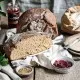 Komplett-Set Bauernbrotmix, Gewürze und Gärkorb (Geschenkkorb)