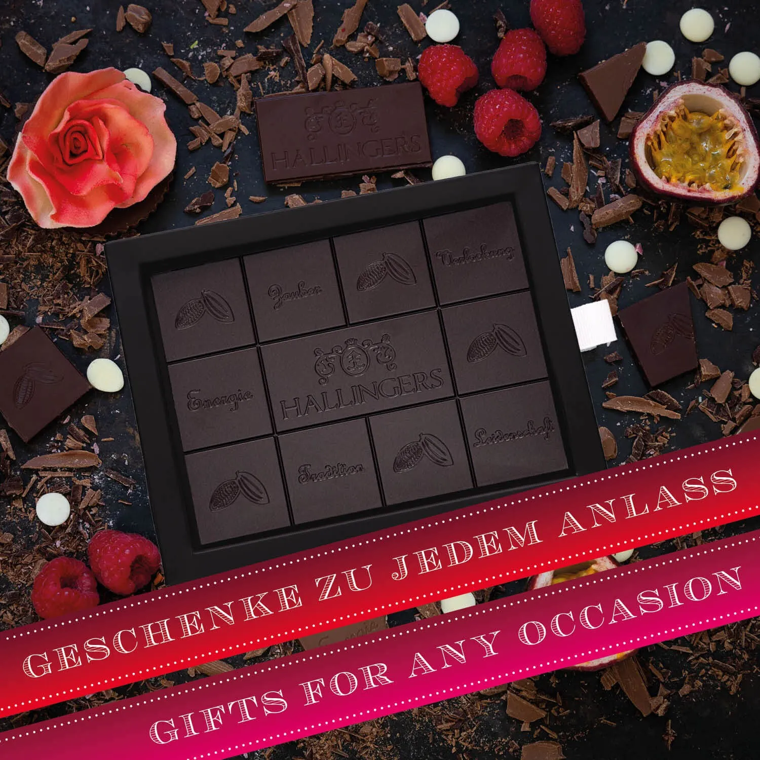 Himbeere und Passionsfrucht ergeben ein dezentes süß-herbes Aroma, das hervorragend mit unserer dunklen Schokolade harmoniert