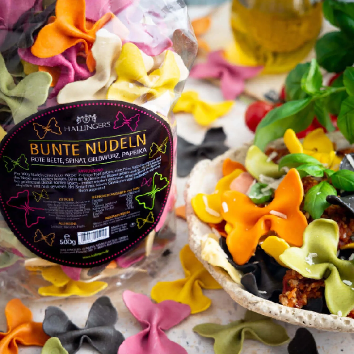 Hallingers Gourmet-Nudeln sind mit Farbstoffen aus der Natur (Rote Beete, etc.) eingefärbt!