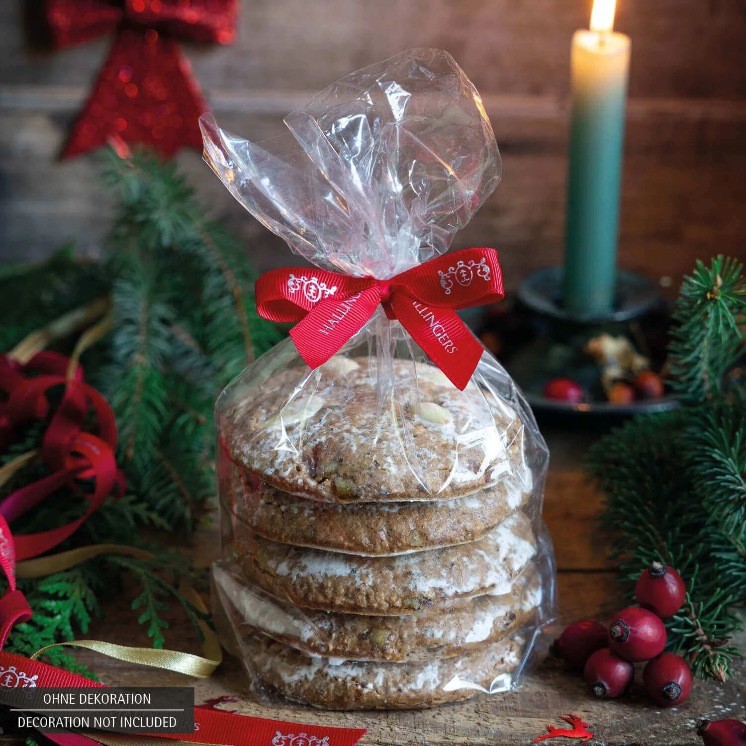 Wer intensiven Lebkuchengeschmack liebt, für den sind diese mit einer leichten Zuckerglasur überzogenen Elisenlebkuchen die perfekte Nascherei!