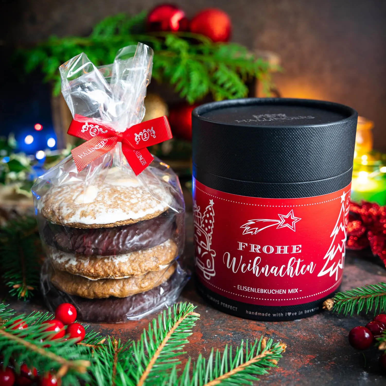 Schokoladenfans aufgepasst: Diese Walnuss-Lebkuchen sind alle mit feinster Zartbitter-Schokolade überzogen.