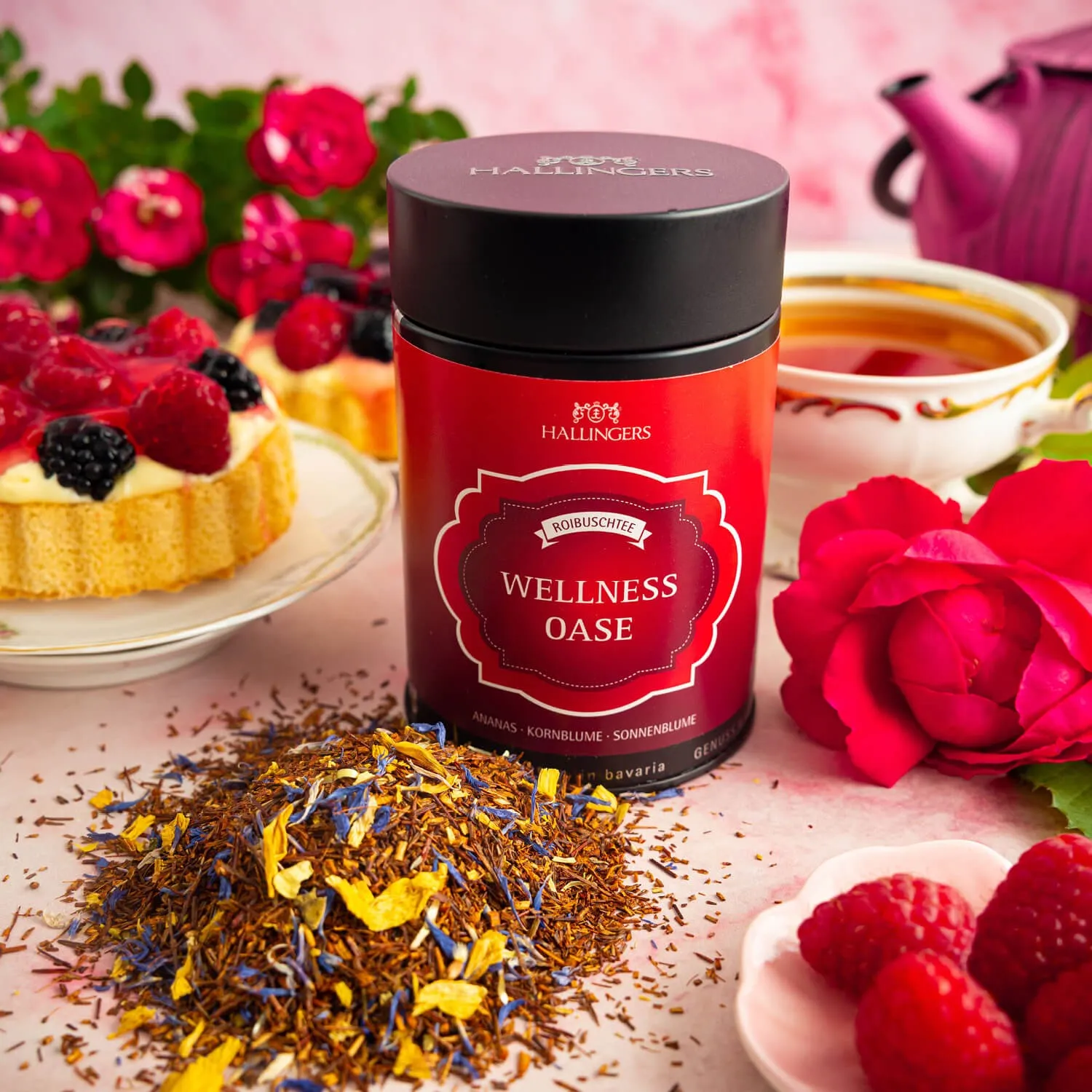 Ein Rotbuschtee der Extraklasse mit ausgewählten Früchten, Blüten oder Kräutern.