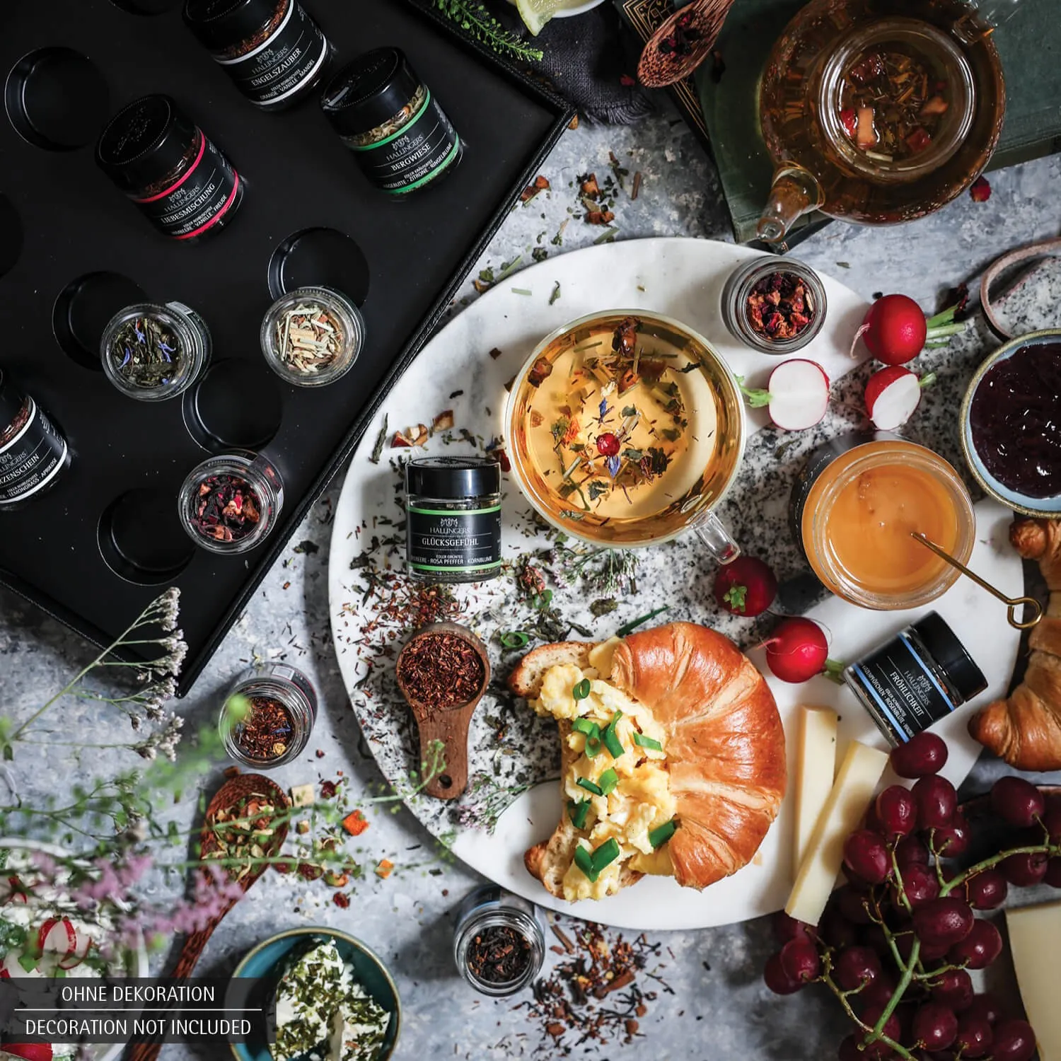 Klassisches Tee-Set & Happiness is handgemacht (12 Tees im Glas)