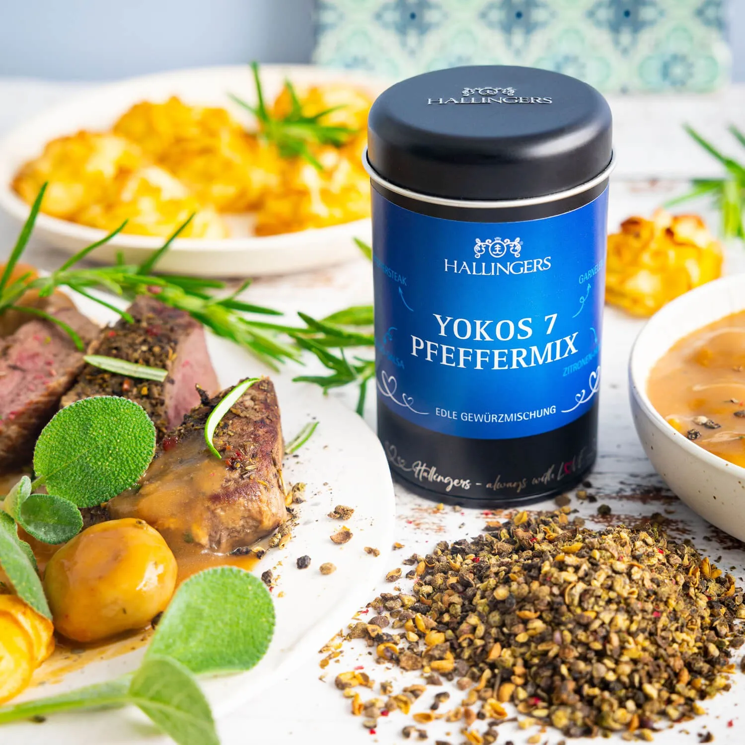 Feinster Gourmet-Pfeffer von Hallingers - in der edlen Aromadose, luftdicht verschlossen und lange haltbar.