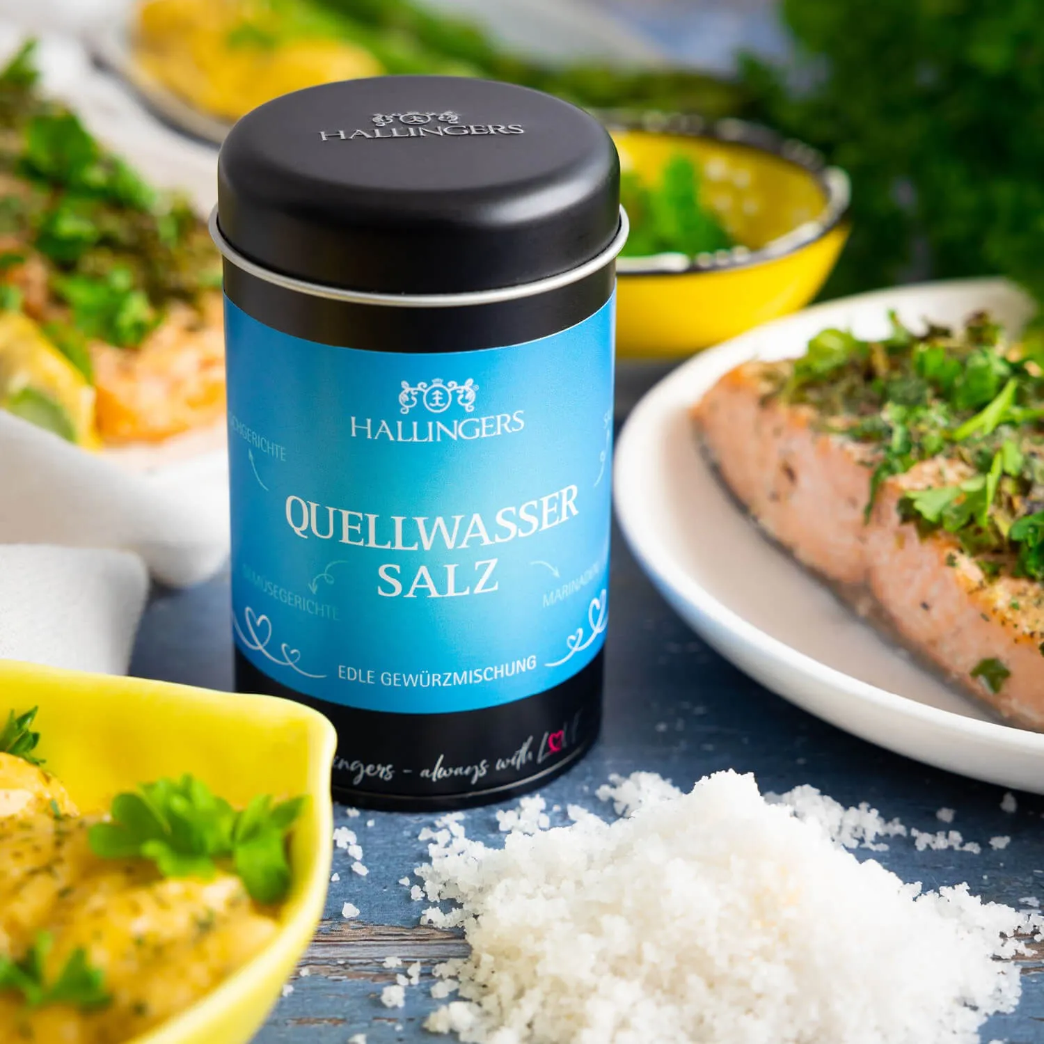 Feinstes Gourmet-Salz von Hallingers - in der edlen Aromadose, luftdicht verschlossen und lange haltbar.