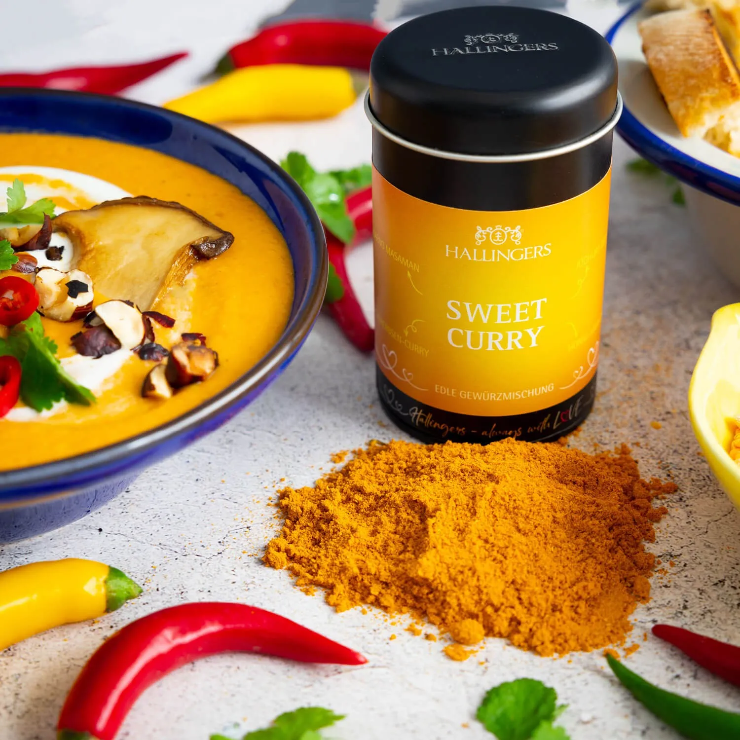 Feinste Gourmet-Gewürzmischung von Hallingers - in der edlen Aromadose mit Streueinsatz, luftdicht verschlossen und lange haltbar.